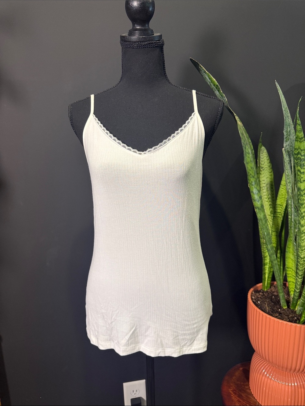 Lace-Trim Ribbed Camisole Tank Top - White
